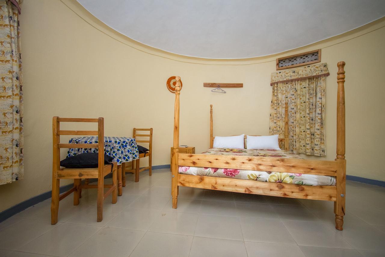 Crater Bay Cottages Kabale Exterior photo