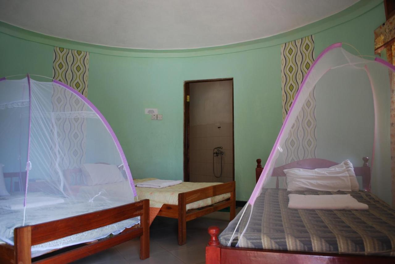 Crater Bay Cottages Kabale Exterior photo
