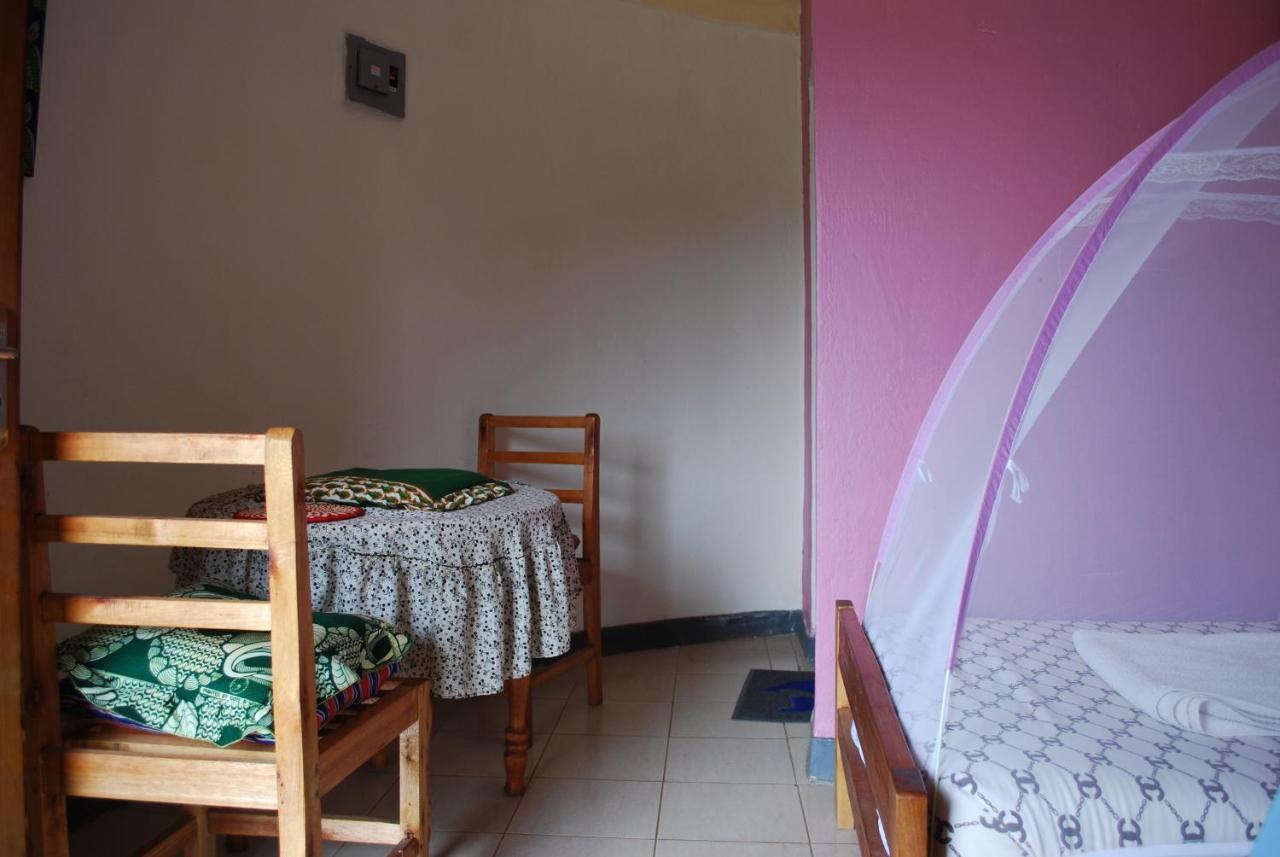 Crater Bay Cottages Kabale Exterior photo